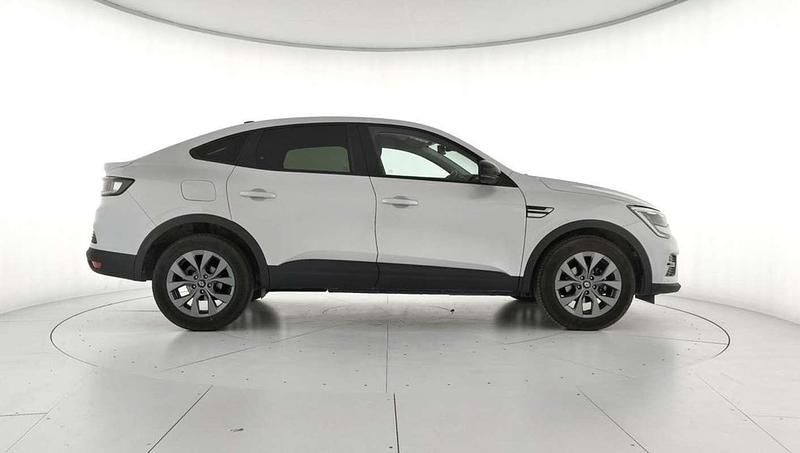 Usado Renault Arkana Evolution 139 CV (102 kW) 2025 Blanco SUV