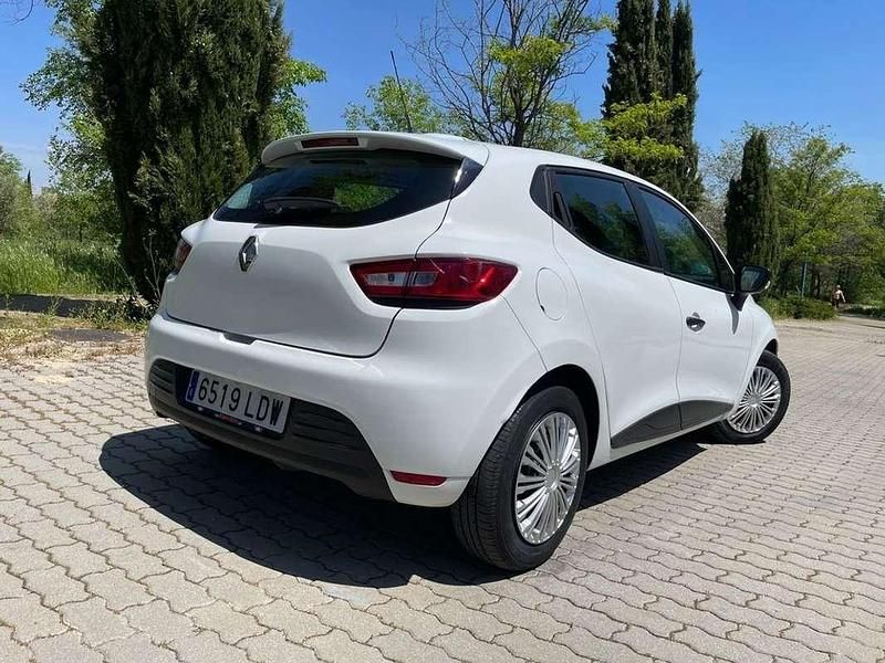 Usado Renault Clio V Business 99 CV (72 kW) 2020 Blanco Utilitario