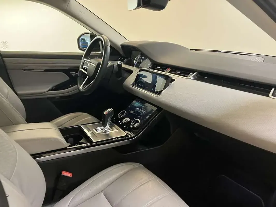 Usado Land Rover Range Rover evoque S 309 CV (227 kW) 2023 Gris / plata SUV