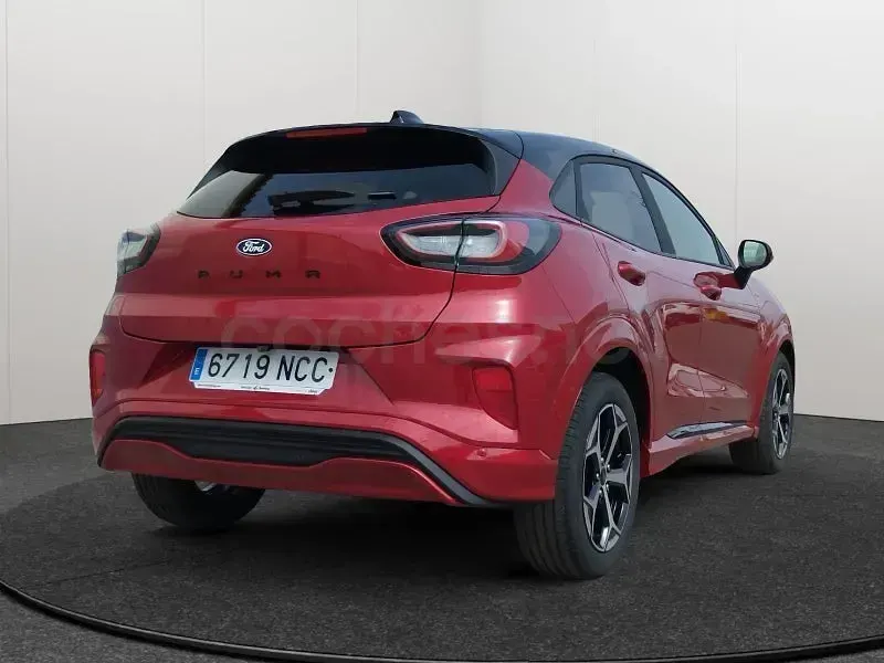 Usado Ford Puma ST-Line 125 CV (91 kW) 2025 Rojo SUV
