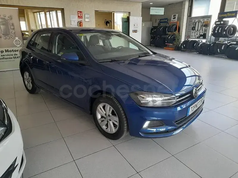 Usado VW Polo Advance 95 CV (69 kW) 2020 Azul Utilitario