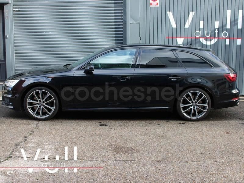 Usado Audi A4 354 CV (260 kW) 2018 Negro Familiar