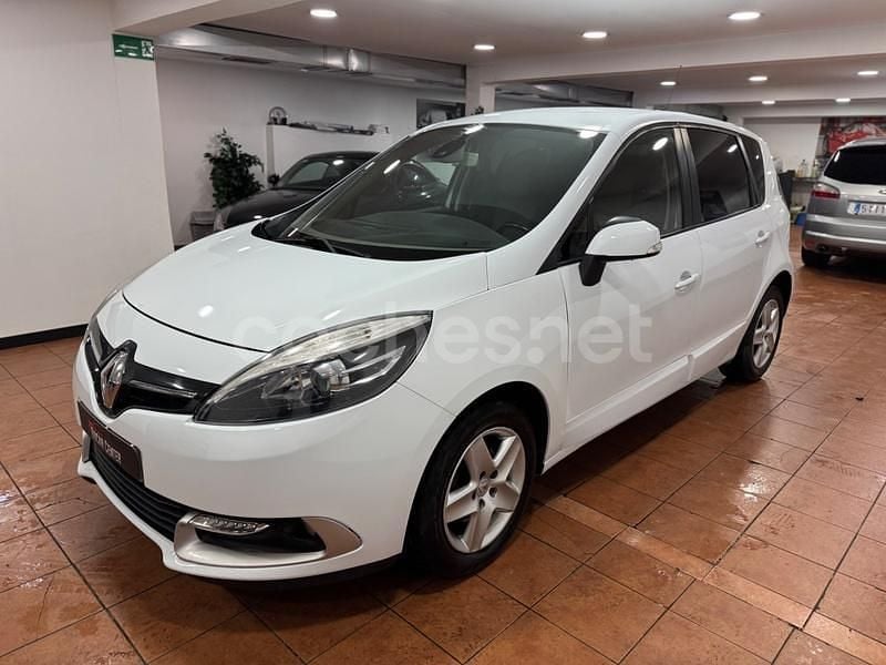 Usado Renault Scénic III LIMITED 115 CV (84 kW) 2015 Blanco Monovolumen
