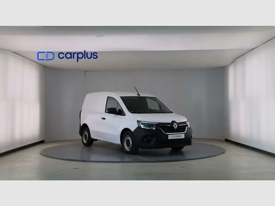 Usado Renault Kangoo 95 CV (69 kW) 2024 Blanco Monovolumen