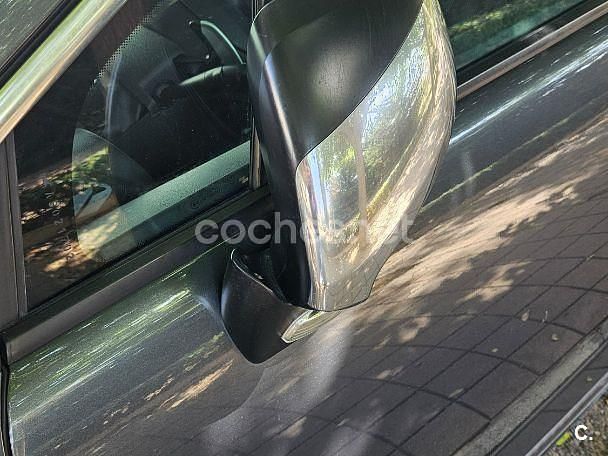 Amarillo Usado 2011 Peugeot 3008 Premium Berlina | 8000 € (Precio justo) - Imagen 1/4