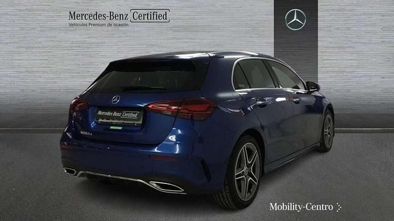 Usado Mercedes A180 109 CV (80 kW) 2024 Azul Utilitario