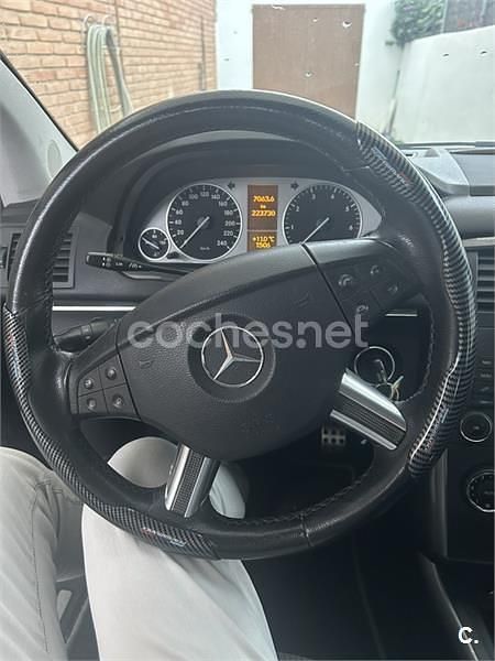 Usado Mercedes B200 193 CV (141 kW) 2007 Negro Monovolumen