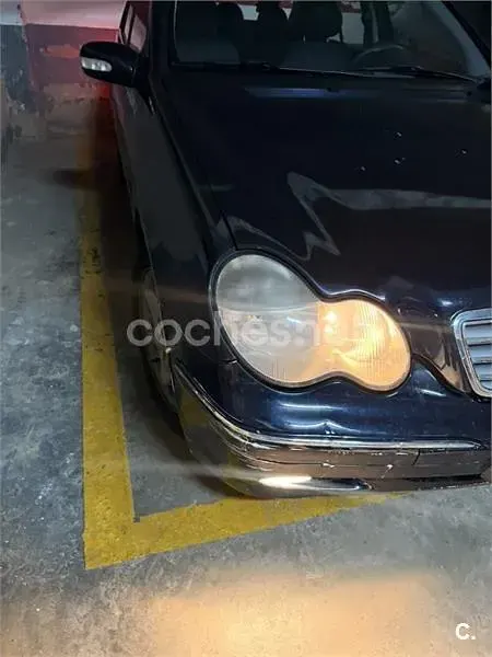 Usado Mercedes C240 Elegance 170 CV (125 kW) 2000 Negro Berlina