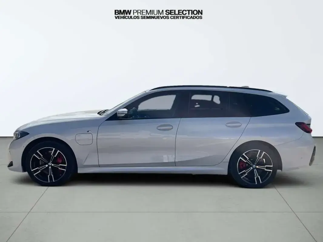 Usado BMW 330e Shadowline 292 CV (214 kW) 2025 Familiar