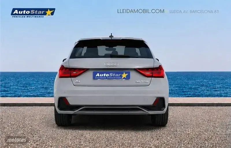 Usado Audi A1 Sportback 110 CV (80 kW) 2023 Gris Utilitario