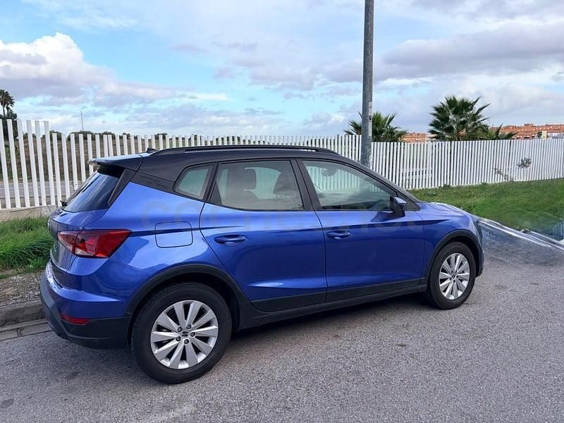 Usado Seat Arona Xperience 115 CV (84 kW) 2025 Azul SUV