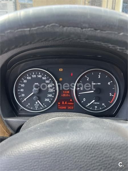 Violeta / lila Usado 2006 BMW 330 Berlina | 13.000 € (Un poco caro) - Imagen 1/4
