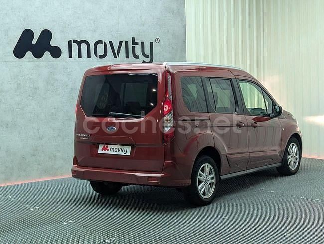 Usado Ford Tourneo Connect Titanium 120 CV (88 kW) 2020 Granate Monovolumen