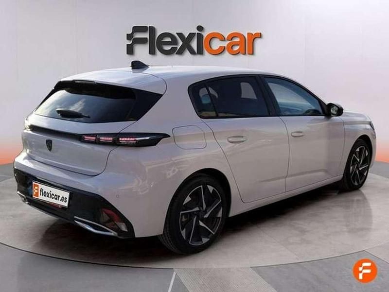 Usado Peugeot 308 Allure 131 CV (96 kW) 2024 Blanco Utilitario