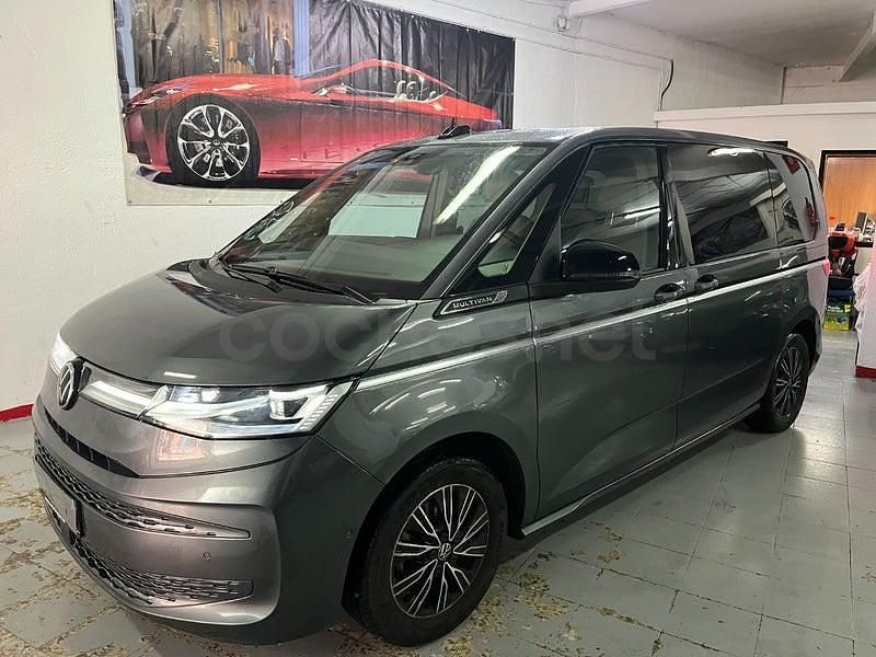 Usado VW Multivan Style 150 CV (110 kW) 2025 Gris / plata Van