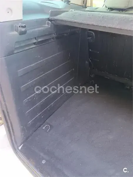 Usado Citroën Berlingo Live 100 CV (73 kW) 2016 Blanco Monovolumen