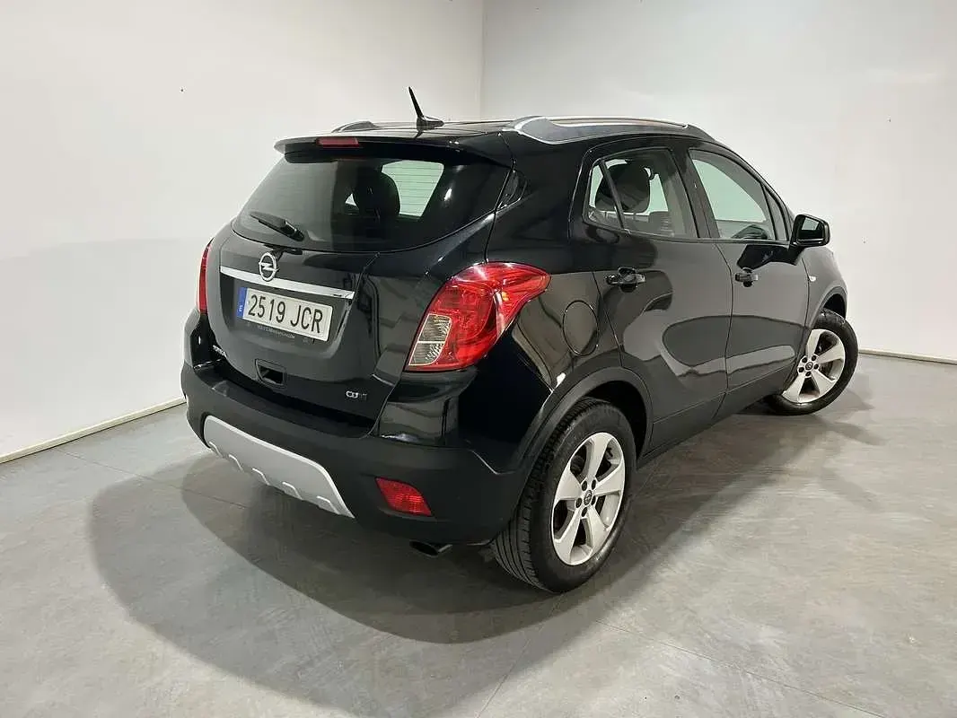 Usado Opel Mokka Selective 131 CV (96 kW) 2015 Negro SUV