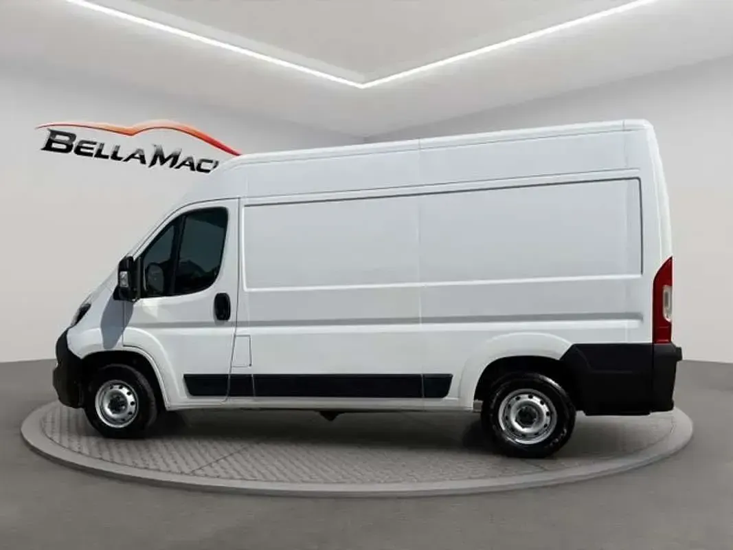 Usado Fiat Ducato 141 CV (103 kW) 2023 Blanco Van