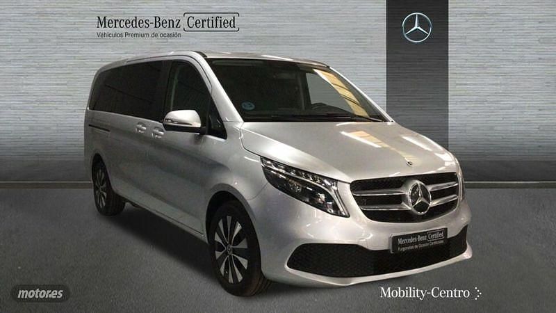Usado Mercedes V250 190 CV (139 kW) 2023 Gris Monovolumen