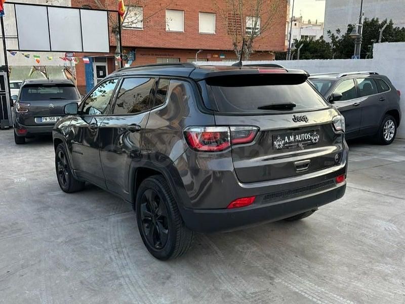 Usado Jeep Compass Sport 140 CV (102 kW) 2018 Negro SUV