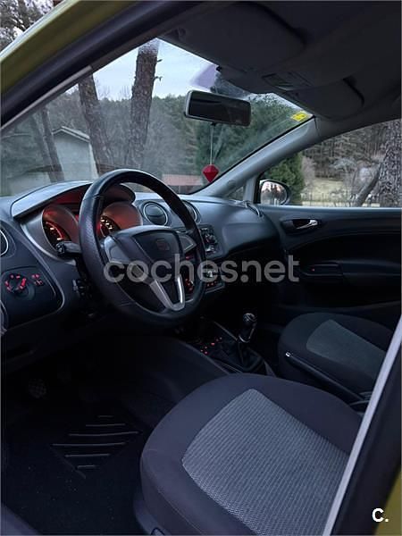 Usado Seat Ibiza 105 CV (77 kW) 2009 Verde Berlina