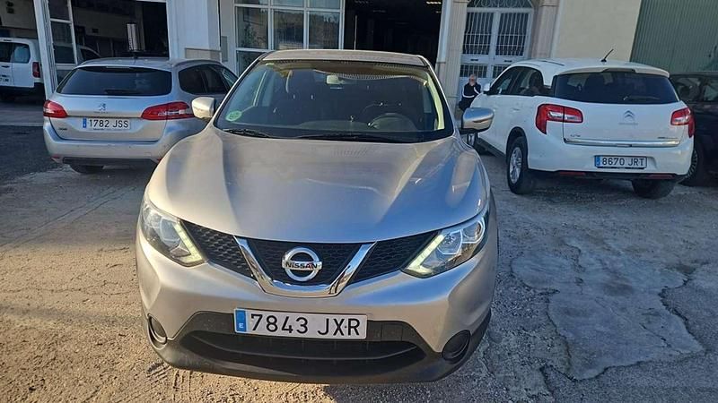 Usado Nissan Qashqai Acenta 131 CV (96 kW) 2017 Verde SUV
