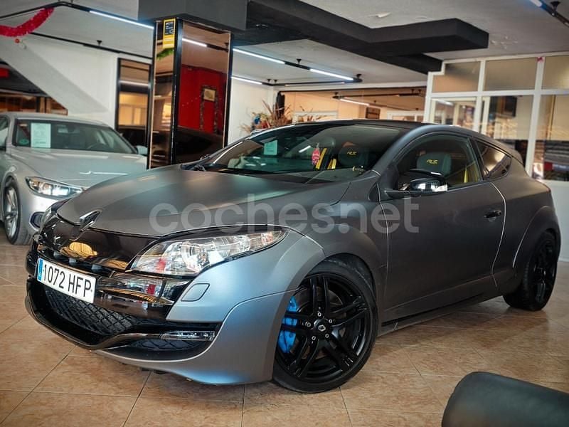 Usado Renault Mégane III 250 CV (183 kW) 2011 Gris / plata Berlina