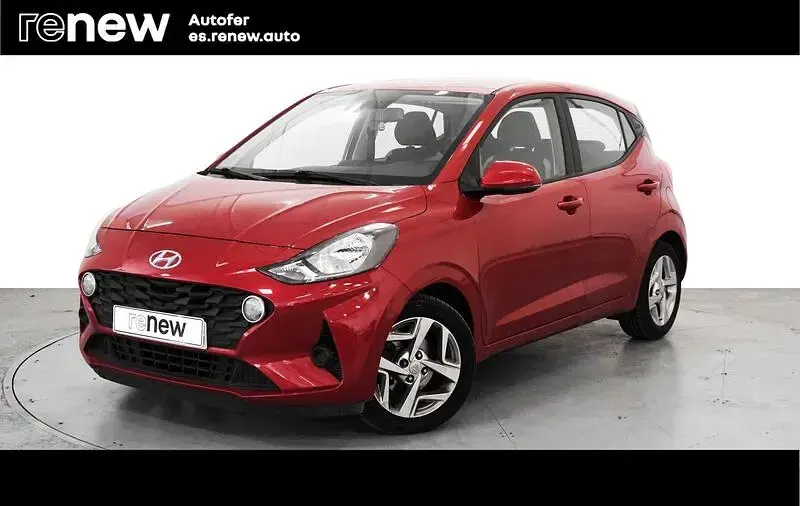 Usado Hyundai i10 67 CV (49 kW) 2022 Rojo Utilitario
