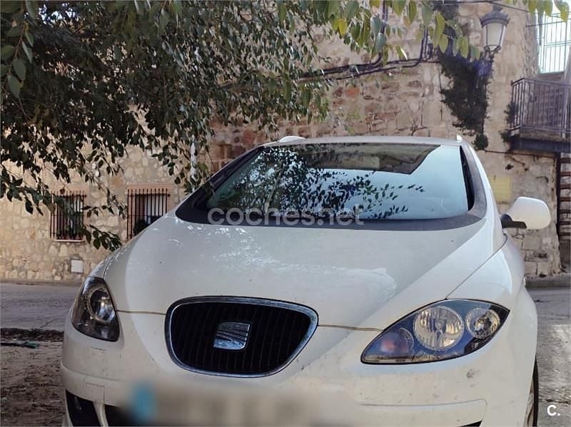 Blanco Usado 2008 Seat Altea XL Monovolumen | 1700 € (Buen precio) - Imagen 1/4