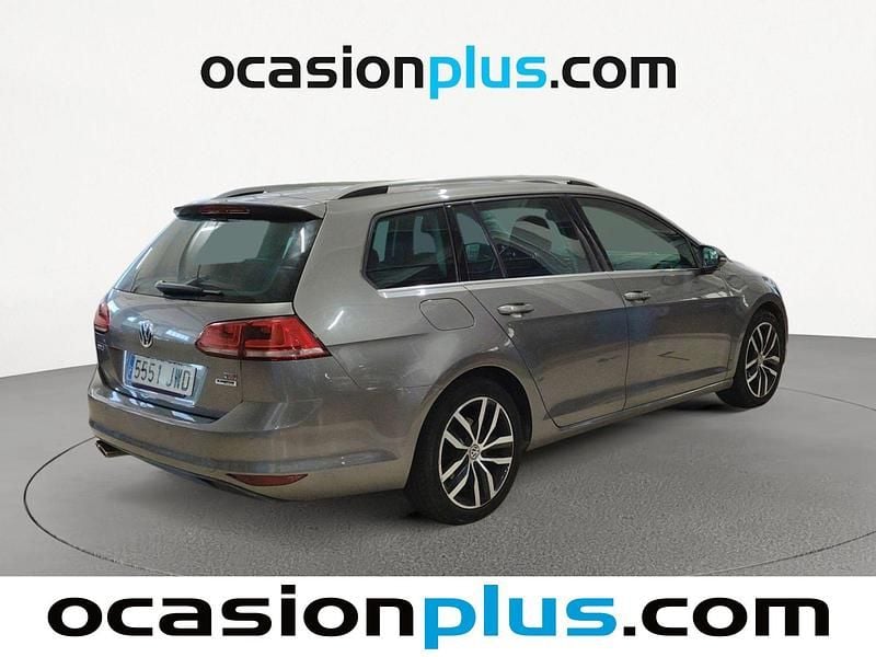 Usado VW Golf VII Sport 150 CV (110 kW) 2017 Gris Familiar