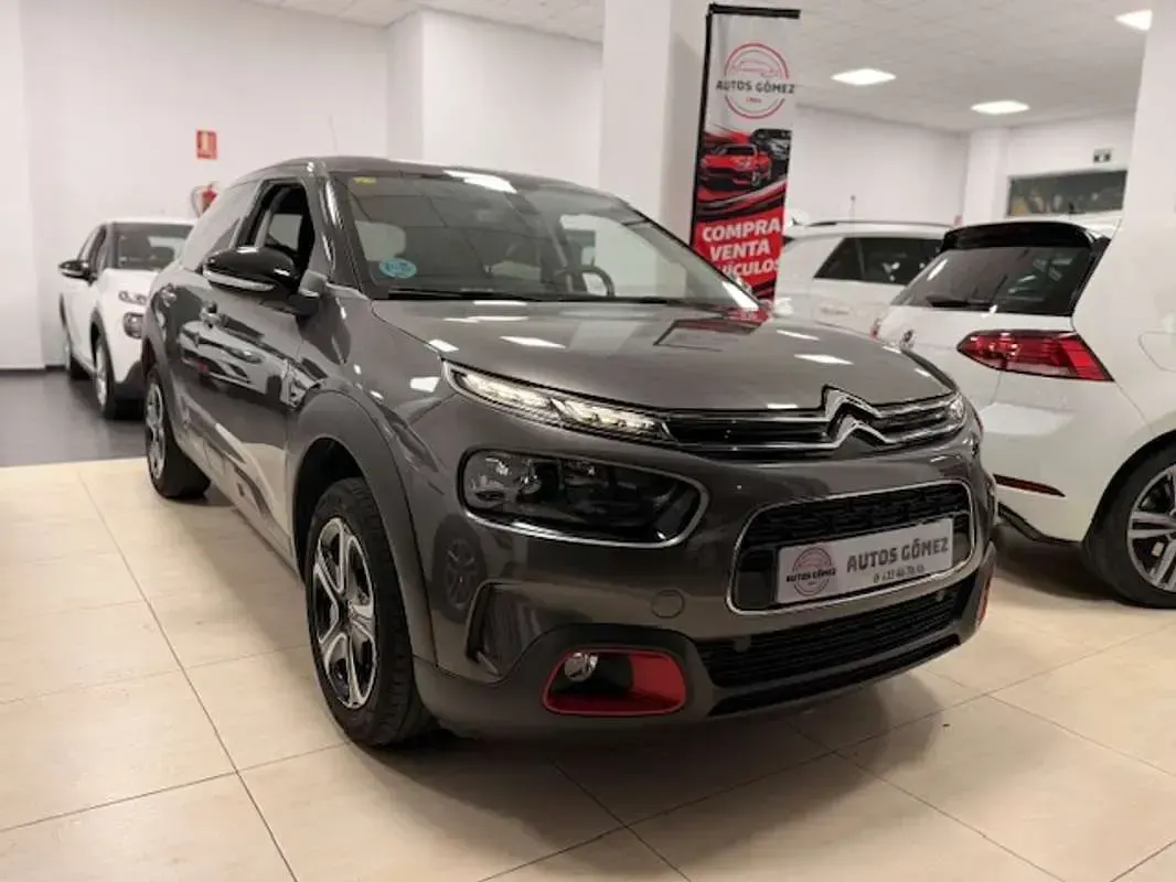 Usado Citroën C4 Cactus 99 CV (72 kW) 2020 Gris Utilitario