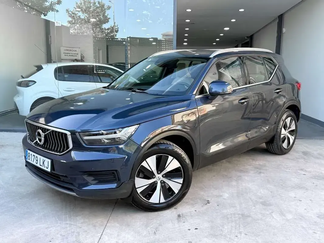 Usado Volvo XC40 Inscription 211 CV (155 kW) 2021 Azul SUV