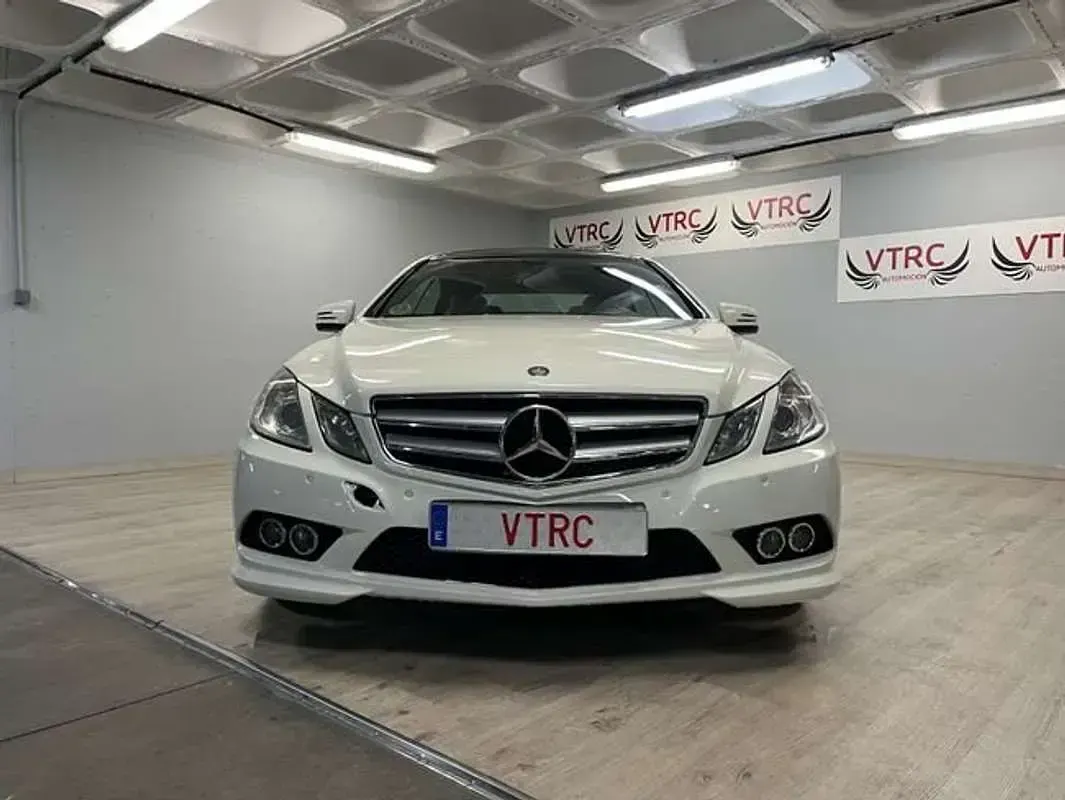 Usado Mercedes E250 204 CV (150 kW) 2010 Blanco Coupe
