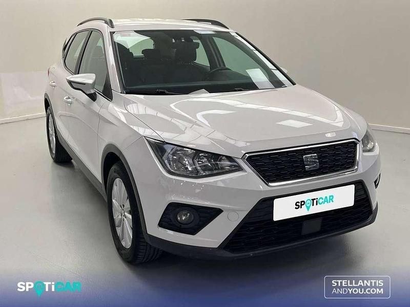 Usado Seat Arona Ecomotive 116 CV (85 kW) 2020 Blanco SUV