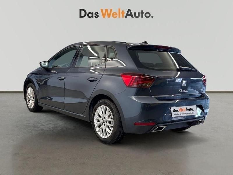 Usado Seat Ibiza FR 116 CV (85 kW) 2024 Gris Utilitario