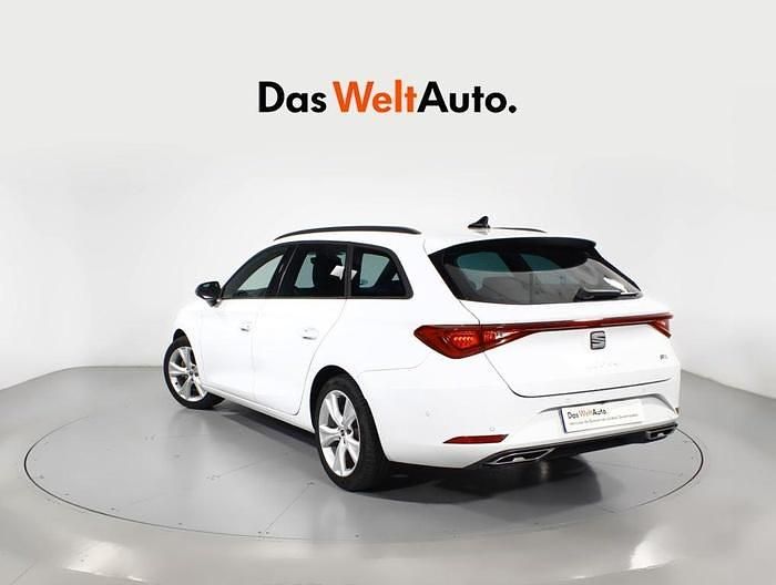 Blanco Usado 2024 Seat Leon ST FR Familiar | 25.300 € (Precio justo) - Imagen 1/4