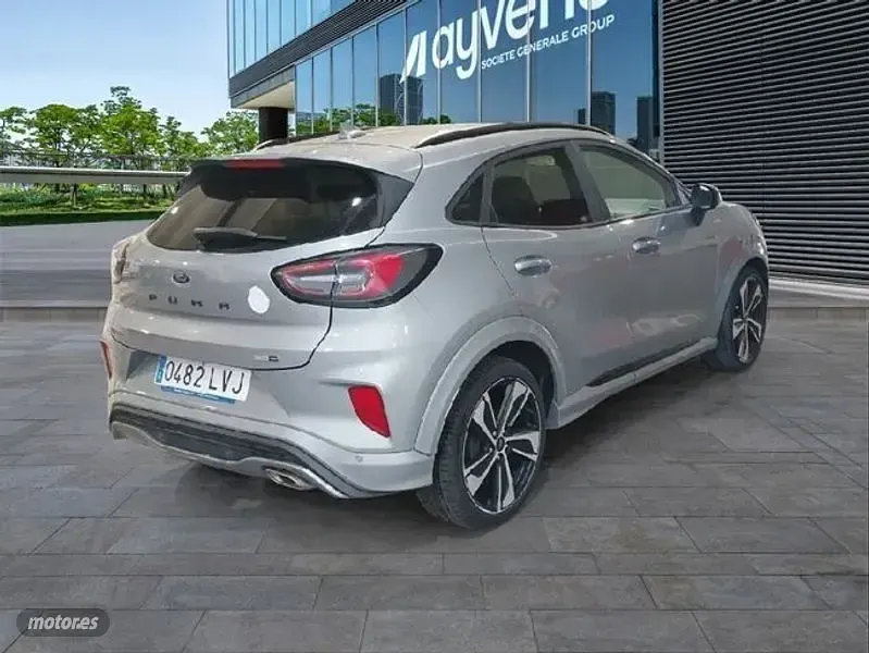 Usado Ford Puma ST-Line X 125 CV (91 kW) 2021 Gris / plata SUV