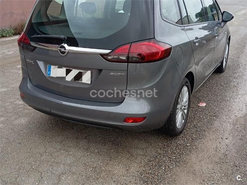 Usado Opel Zafira Tourer Selective 136 CV (100 kW) 2017 Gris / plata Monovolumen
