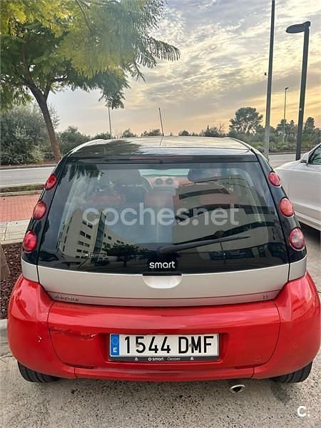 Usado Smart ForFour Passion 75 CV (55 kW) 2005 Rojo Utilitario