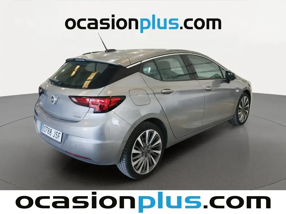 Usado Opel Astra Dynamic 150 CV (110 kW) 2016 Gris Berlina