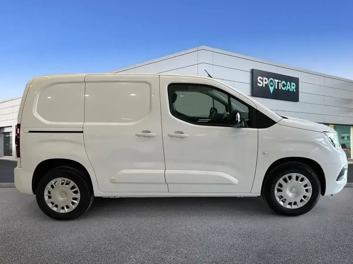 Usado Opel Combo-e Life 114 kW (156 CV) 2024 Blanco Utilitario
