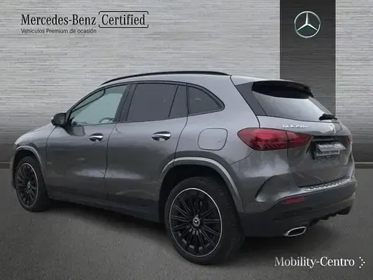 Usado Mercedes GLA250 AMG line 163 CV (119 kW) 2023 SUV