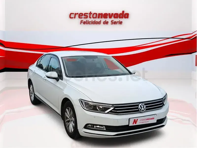 Usado VW Passat Edition 125 CV (91 kW) 2017 Blanco Berlina
