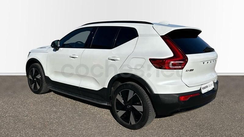 Usado Volvo EX40 Plus 300 kW (408 CV) 2024 Eléctrico SUV