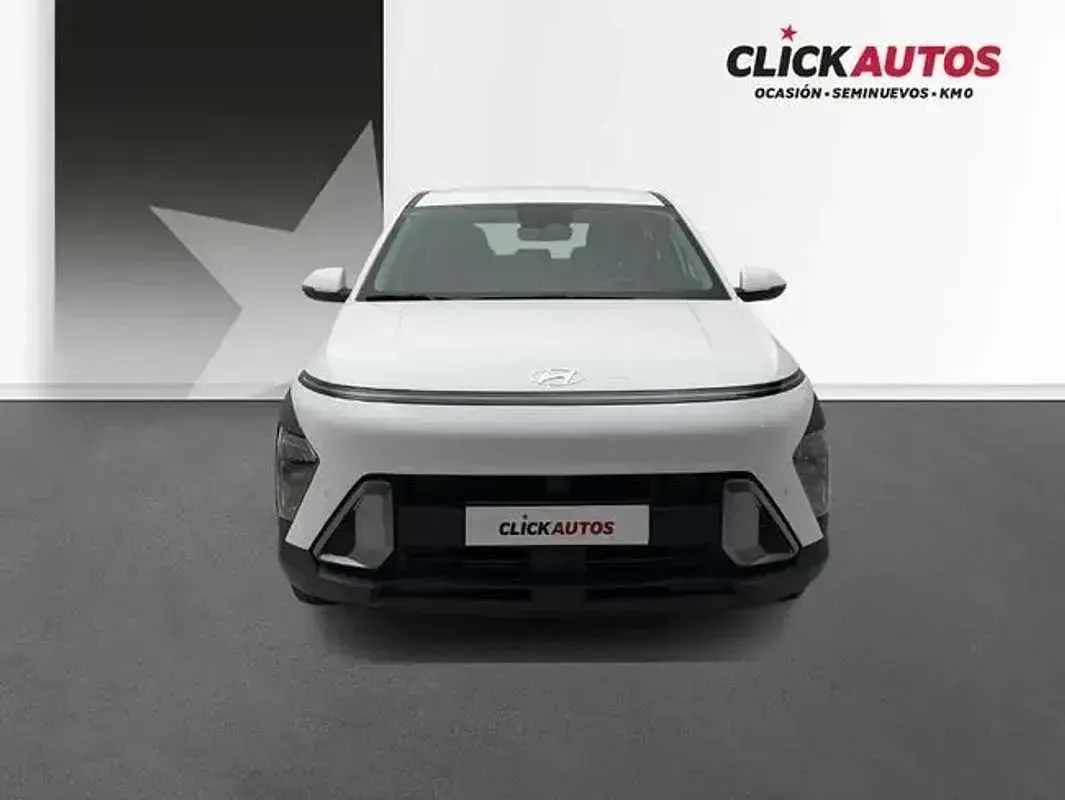 Usado Hyundai Kona 120 CV (88 kW) 2024 Blanco SUV