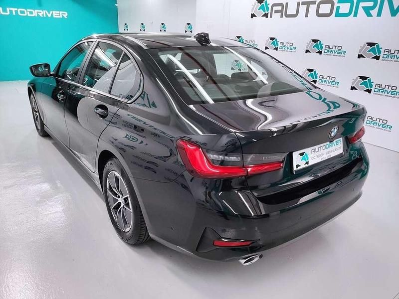 Usado BMW 320 Advantage 190 CV (139 kW) 2021 Negro Berlina