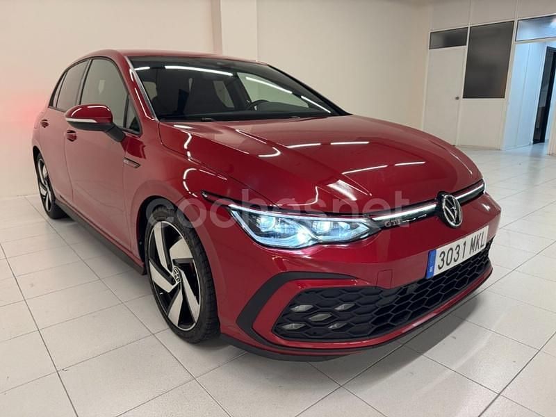 Rojo Usado 2023 VW Golf VIII GTI Berlina | 34.990 € (Precio justo) - Imagen 1/4