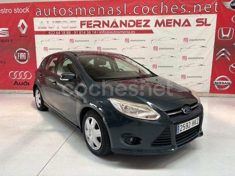 Azul Usado 2012 Ford Focus Trend Berlina | 6600 € (Buen precio) - Imagen 1/4