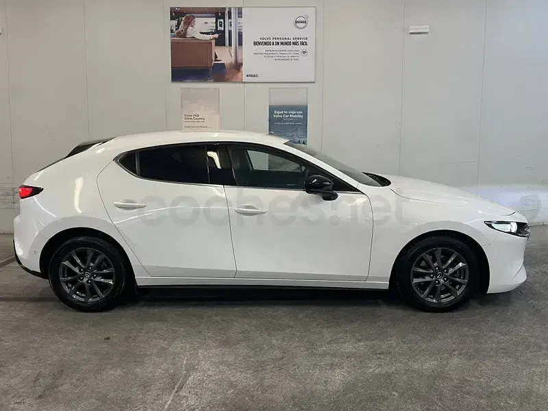 Usado Mazda 3 120 CV (88 kW) 2019 Blanco Berlina