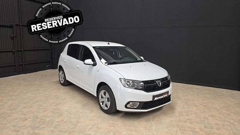 Blanco Usado 2019 Dacia Sandero Acces Utilitario | 8000 € (Buen precio) - Imagen 1/4